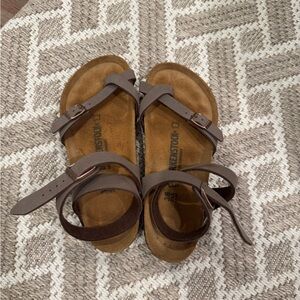 Birkenstock women’s Sandals - Taupe